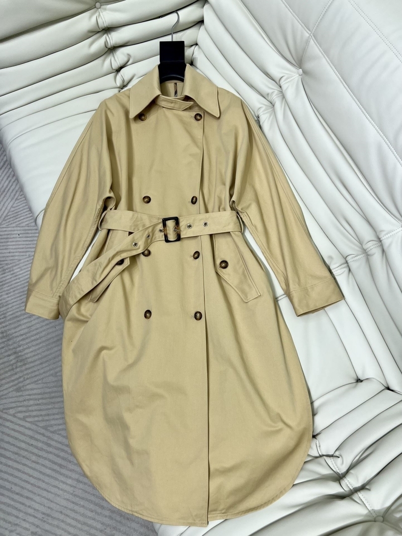 B**rry coat